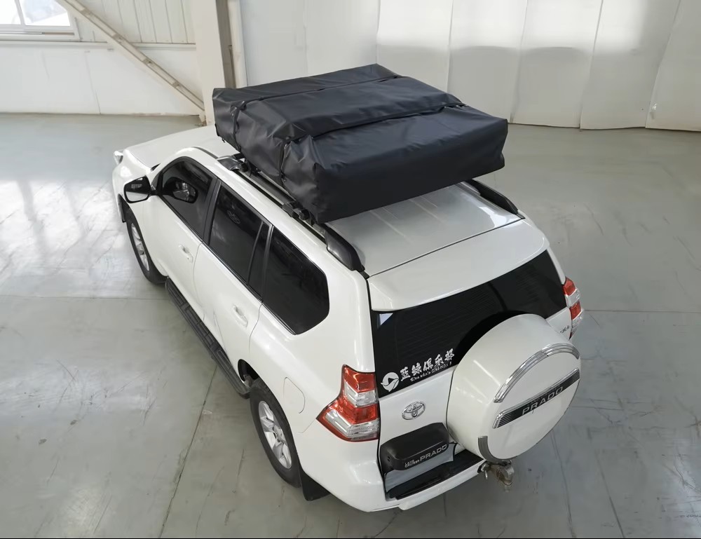 Eagle Soft Shell Rooftop Tent Variant B — Same Chassis