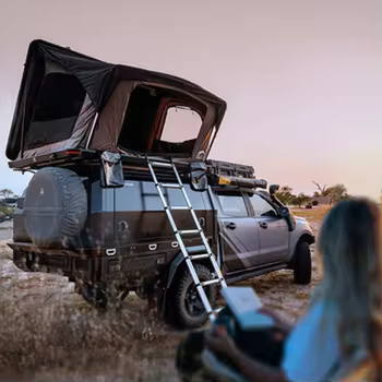 Hard shell roof top tents
